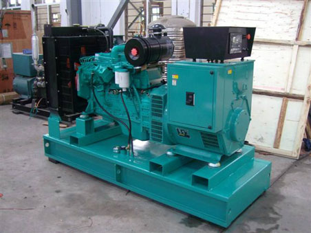 岫岩200kw康明斯柴油发电机组图片 岫岩200kw康明斯柴油发电机组图片